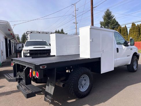 Used 2000 Ford F350 4x4 Regular Cab Super Duty image 4