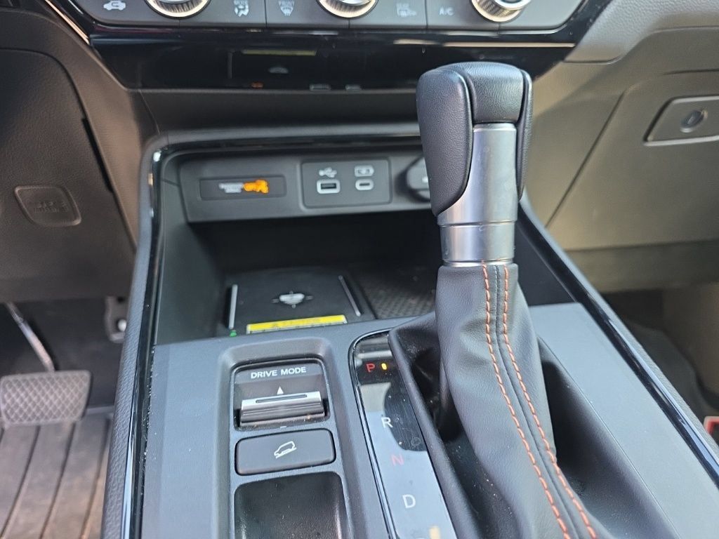 Used 2024 Honda CR-V Sport Touring image 17