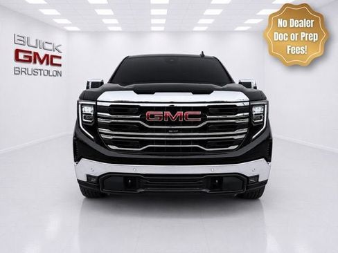 New 2026 GMC Sierra 1500 SLT w/ SLT Premium Package AWD/4WD image 3