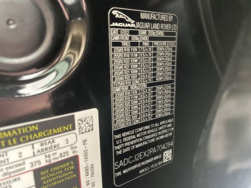 New 2023 Jaguar F-PACE S image 19