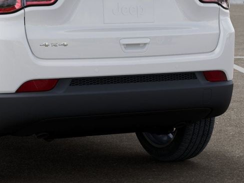 New 2026 Jeep Compass Limited AWD/4WD image 13