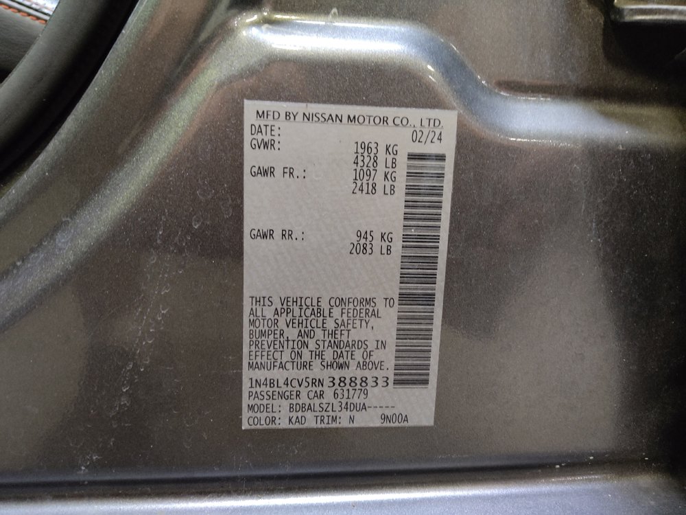 Used 2024 Nissan Altima 2.5 SR FWD image 33