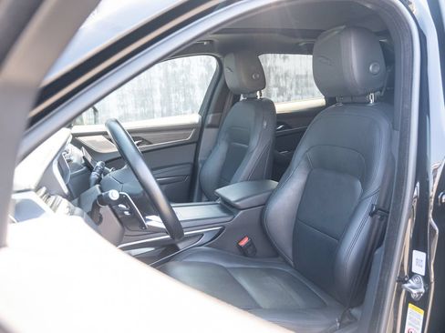 Used 2022 Jaguar F-PACE S AWD/4WD image 19