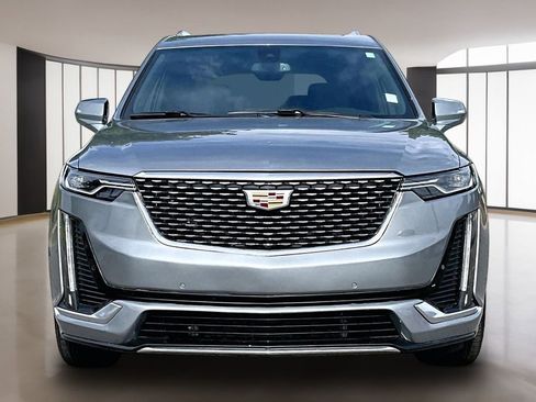 Certified 2025 Cadillac XT6 Premium Luxury AWD/4WD image 3