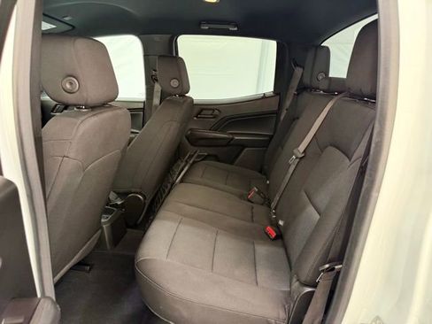 Used 2024 Chevrolet Colorado W/T image 15