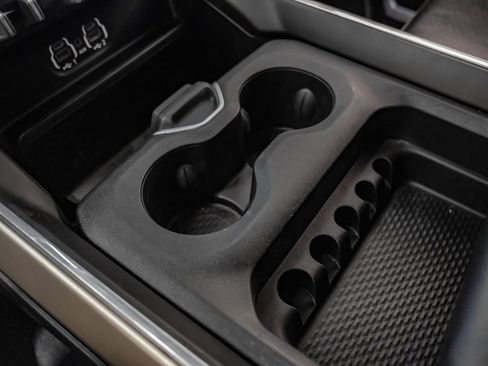 Used 2022 RAM 2500 Laramie image 25