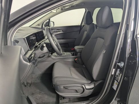 New 2026 Kia Sportage LX AWD/4WD image 12