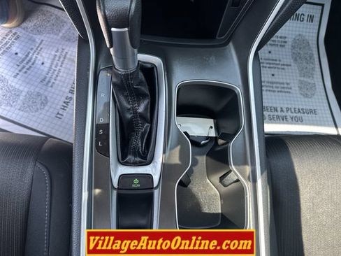 Used 2018 Honda Accord EX image 22