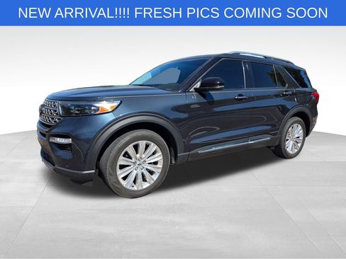 Used 2023 Ford Explorer Limited w/ Equipment Group 301A image 2
