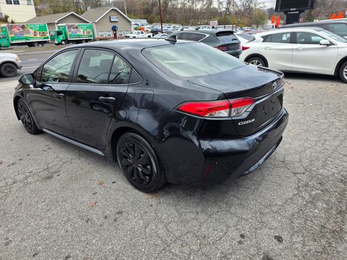 Used 2021 Toyota Corolla LE image 7