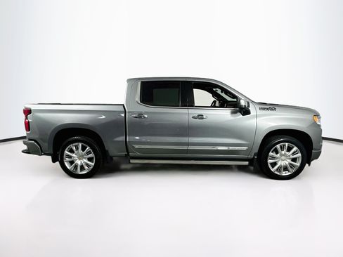 Used 2023 Chevrolet Silverado 1500 High Country AWD/4WD image 4