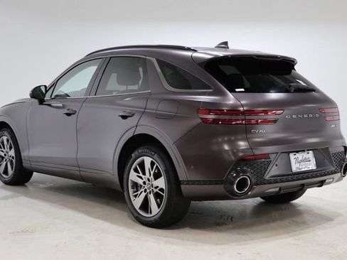 Used 2023 Genesis GV70 3.5T Sport w/ Sport Advanced Package AWD/4WD image 6