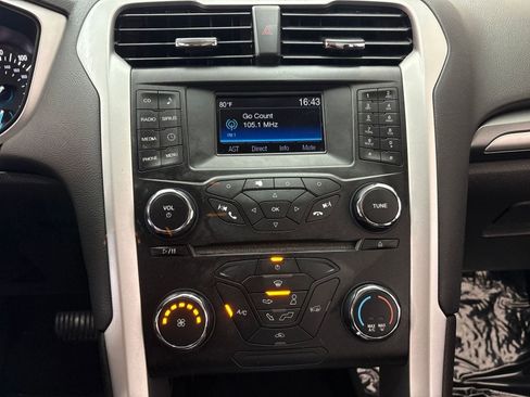 Used 2014 Ford Fusion SE image 28