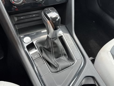Certified 2025 Volkswagen Taos S FWD image 14
