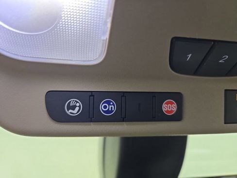 Used 2018 Buick Envision Essence AWD/4WD image 25