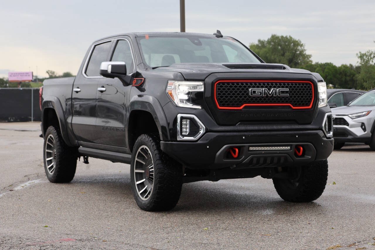 Used 2022 GMC Sierra 1500 SLT w/ SLT Premium Plus Package AWD/4WD image 4