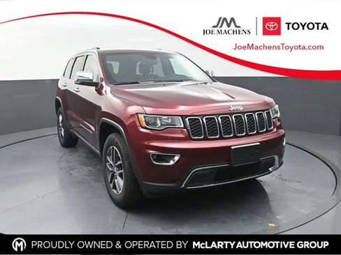 Used 2018 Jeep Grand Cherokee Limited AWD/4WD image 1