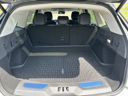 New 2026 Lincoln Nautilus Premier w/ Equipment Group 102A AWD/4WD image 26