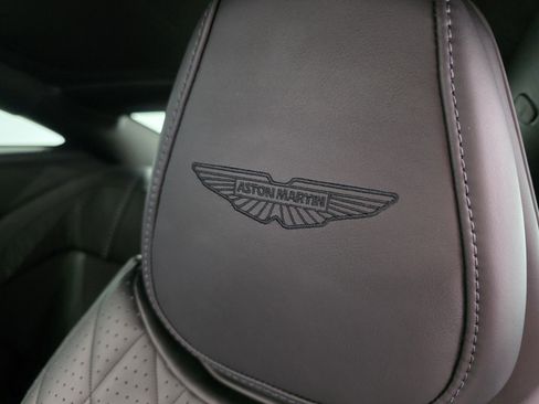 Used 2024 Aston Martin DB12 Coupe RWD image 5