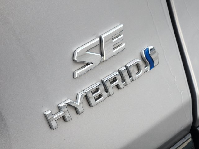 Used 2023 Toyota RAV4 SE AWD/4WD image 6
