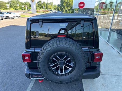 Used 2026 Jeep Wrangler Unlimited Rubicon AWD/4WD image 17