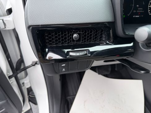 Used 2025 Honda CR-V Sport Touring image 25