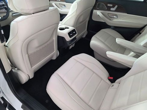 New 2026 Mercedes-Benz GLS 450 4MATIC image 12