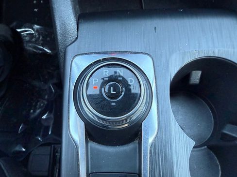 Used 2024 Ford Escape ST-Line image 28