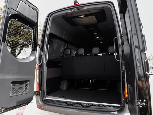 Used 2025 Mercedes-Benz Sprinter 2500 w/ Dashboard Charging Package image 53