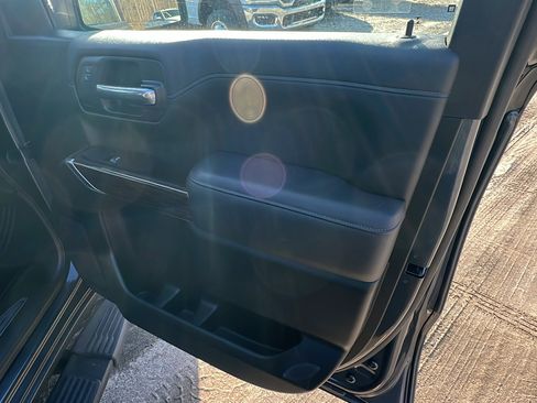 Used 2022 GMC Sierra 1500 Elevation image 19