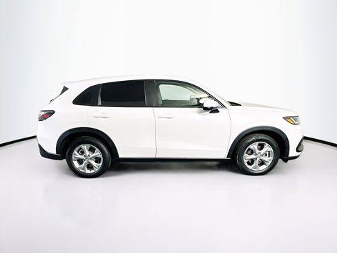 Used 2023 Honda HR-V LX image 10