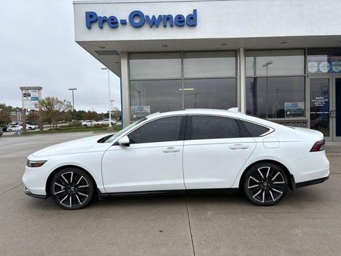 Certified 2023 Honda Accord Touring image 8