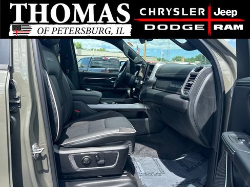 Used 2026 RAM 1500 Laramie AWD/4WD image 33