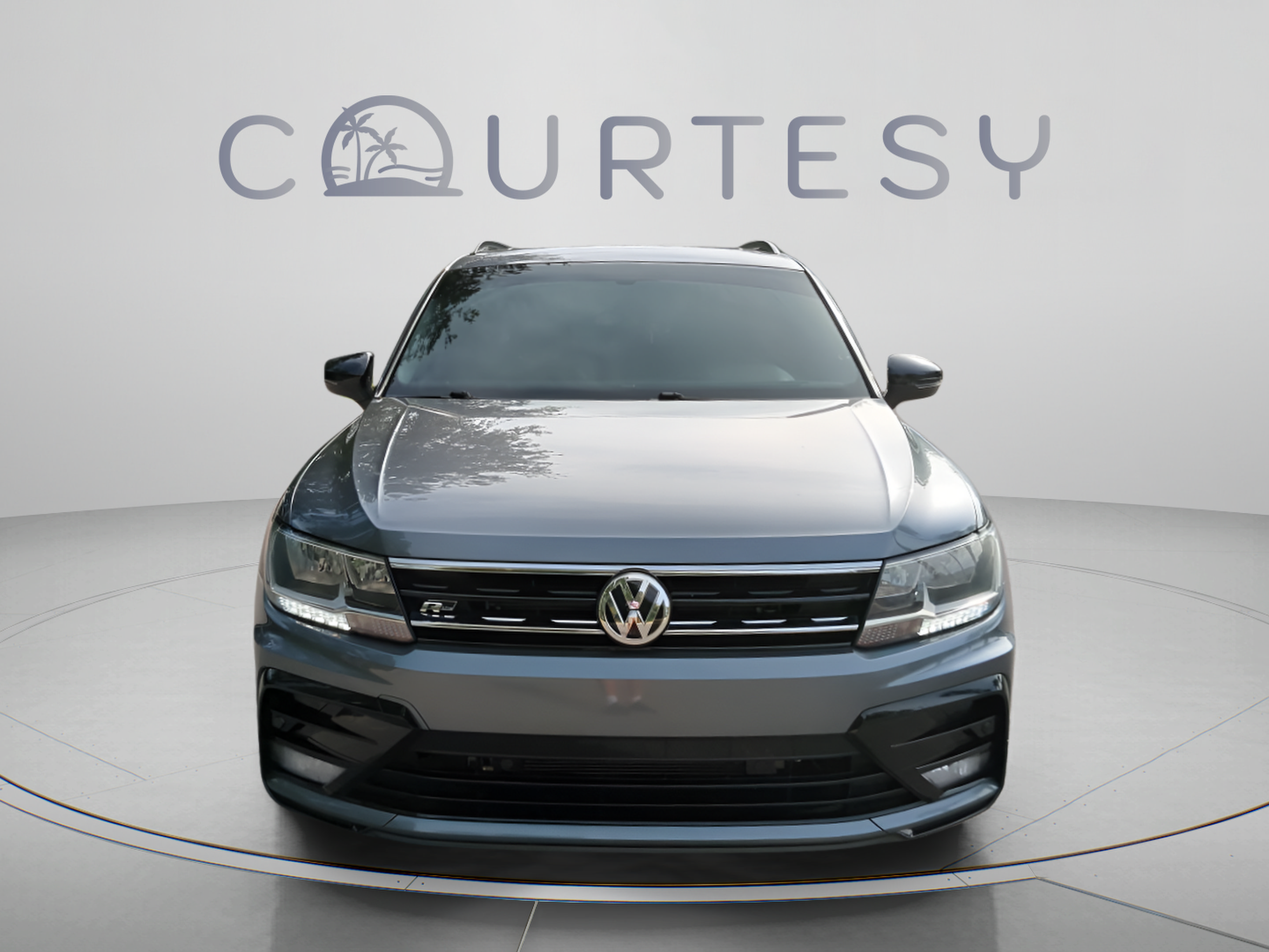 Used 2020 Volkswagen Tiguan SE R-Line FWD image 10