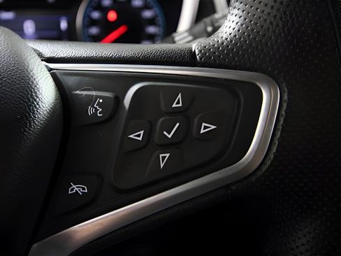 Used 2023 Chevrolet Equinox LT image 23