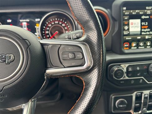 Certified 2022 Jeep Gladiator Mojave w/ LED Lighting Group image 14