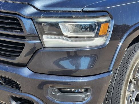 Used 2019 RAM 1500 Laramie AWD/4WD image 9