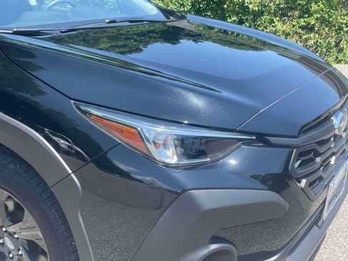 Used 2024 Subaru Crosstrek 2.0i AWD/4WD image 12