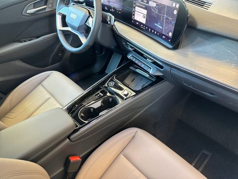 New 2026 Audi Q3 quattro 2.0T AWD/4WD image 13