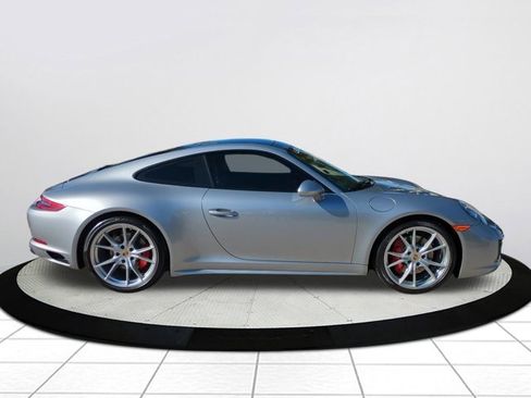 Used 2019 Porsche 911 Carrera 4S image 2