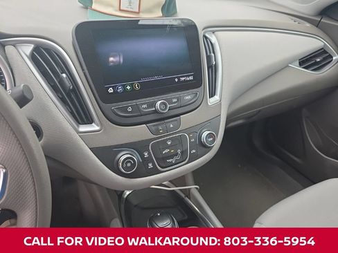 Used 2020 Chevrolet Malibu LS w/ Driver Confidence Package II FWD image 9