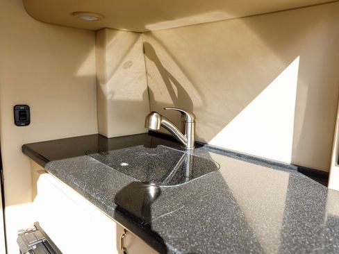 Used 2022 Mercedes-Benz Sprinter 3500 image 46