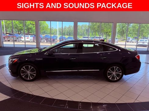 Used 2017 Buick LaCrosse Essence w/ Sun and Shade Package FWD image 4