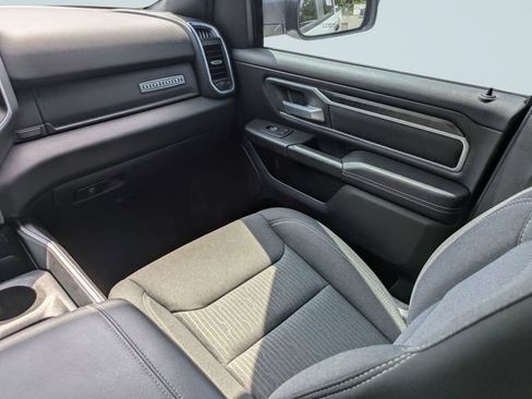 Used 2023 RAM 1500 Big Horn AWD/4WD image 18