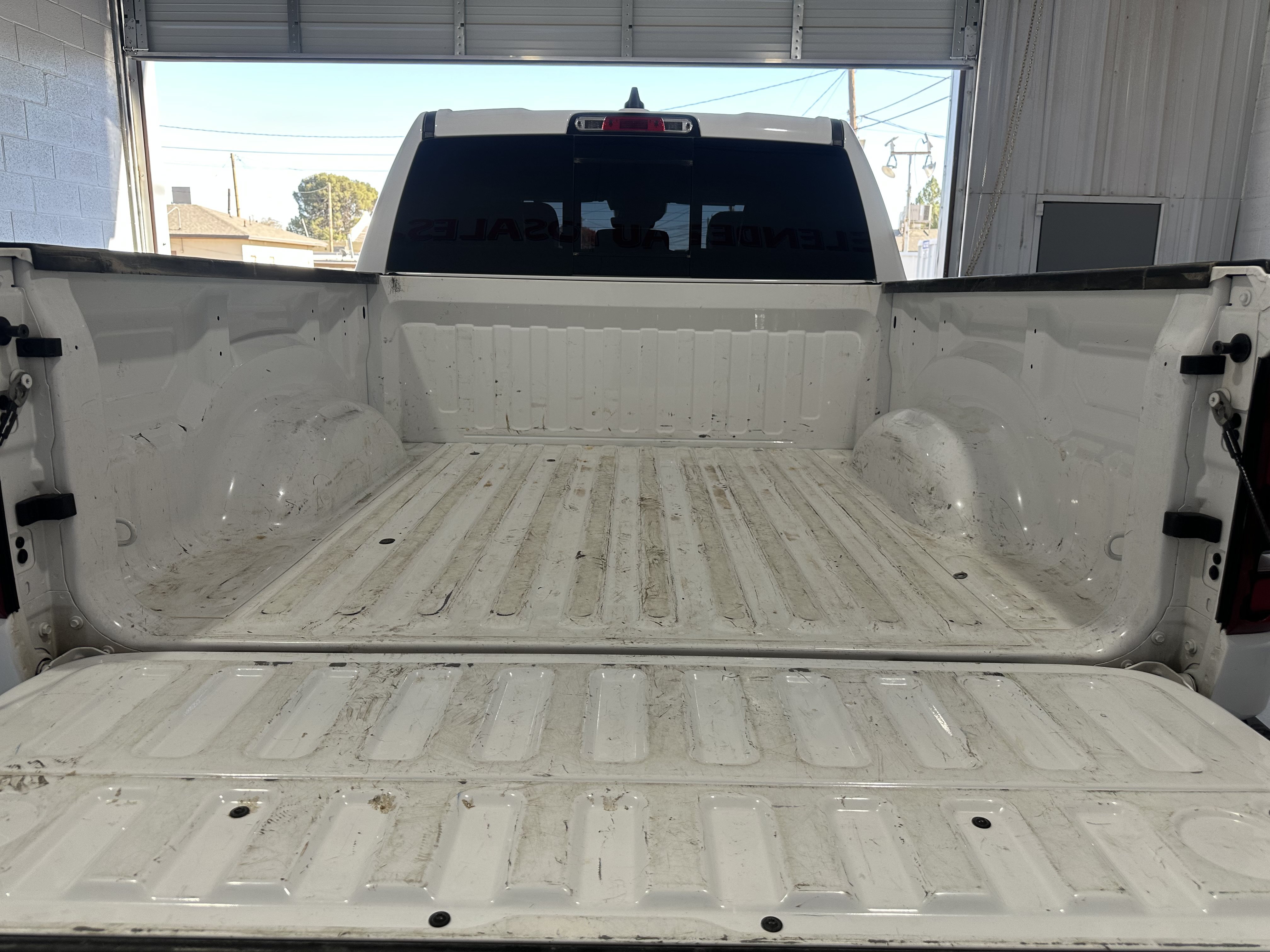 Used 2022 RAM 1500 Laramie AWD/4WD image 23