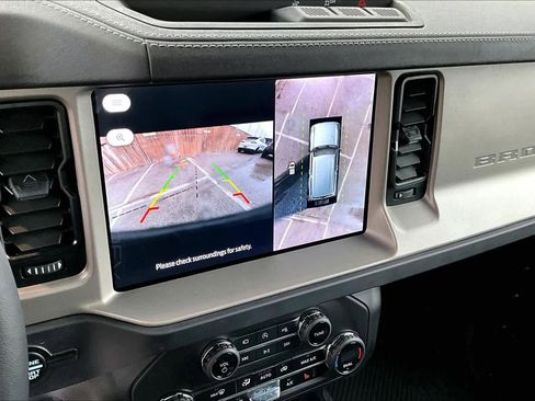 Used 2025 Ford Bronco Outer Banks image 29