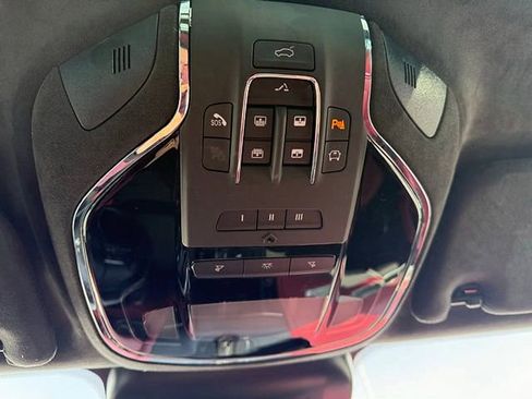 Used 2021 Maserati Levante GTS AWD/4WD image 22