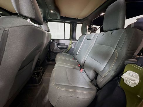 Used 2024 Jeep Wrangler Sport image 4