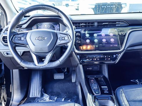 Used 2022 Chevrolet Bolt EUV Premier w/ Sun & Sound Package image 3