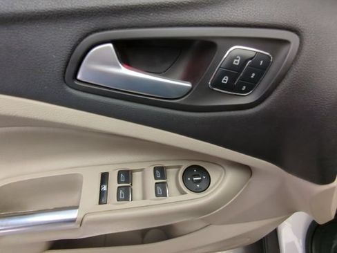 Used 2015 Ford Escape Titanium w/ Equipment Group 301A FWD image 21